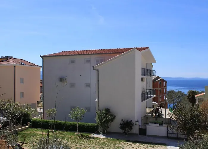 Apartments With A Parking Space Nemira, Omis - 4652