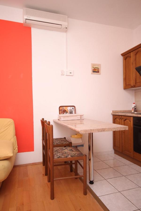 With A Parking Space Nemira, Omis - 4652 Tice